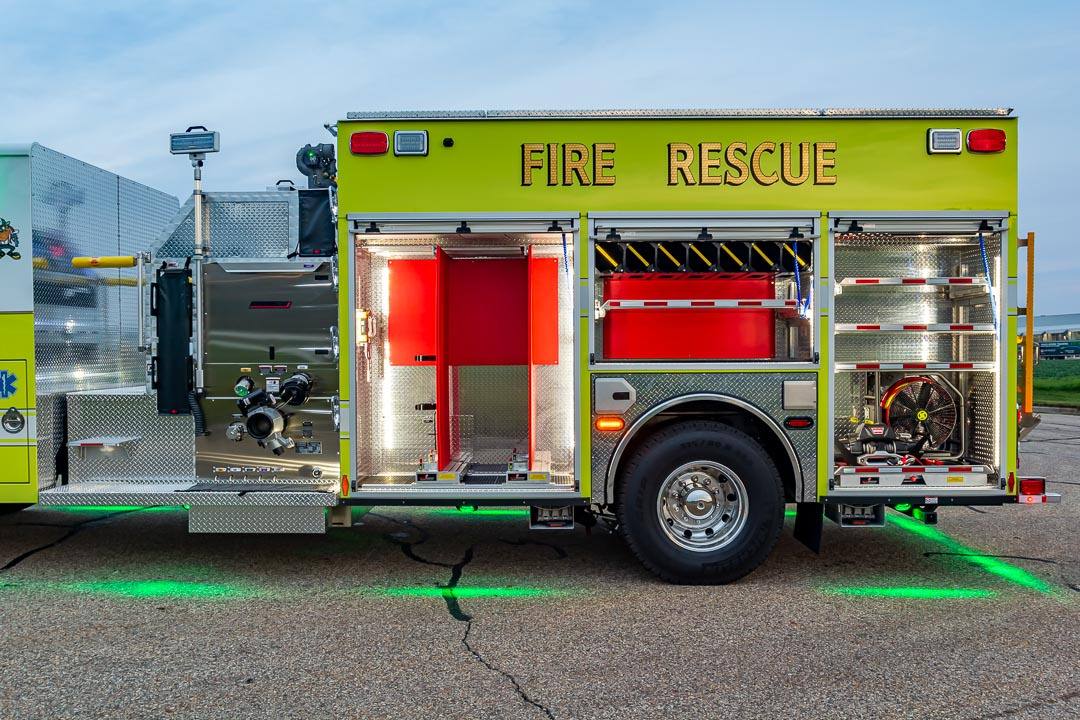 View truck Hartford Fire Department, MI Spencer Fire Trucks