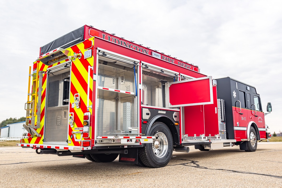 View truck: Ludington Fire Department, MI - Spencer Fire Trucks