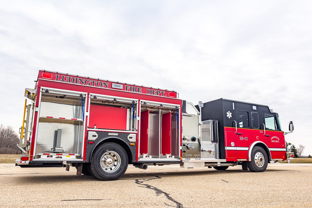 View truck: Ludington Fire Department, MI - Spencer Fire Trucks