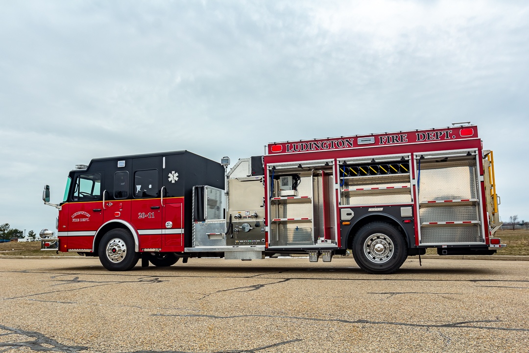 View truck: Ludington Fire Department, MI - Spencer Fire Trucks